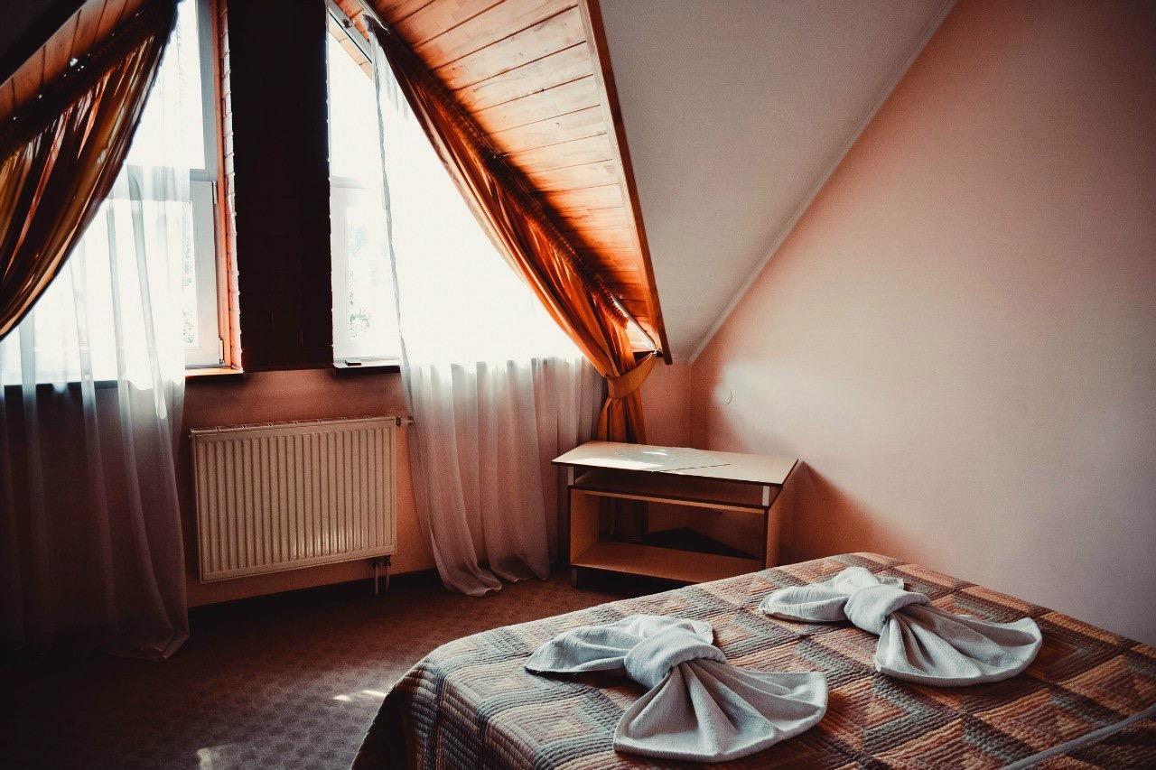 Tri Dorogi Hotell Lviv Eksteriør bilde